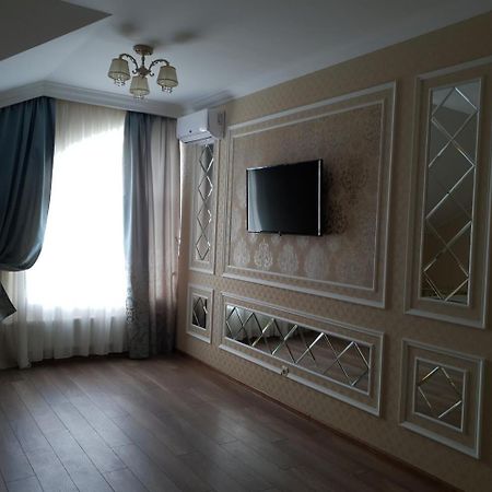 Pride Hotel Tarashcha ภายนอก รูปภาพ